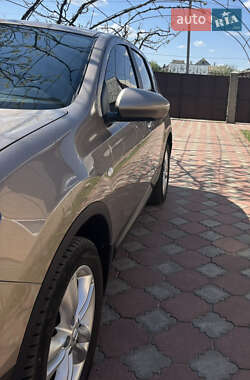 Позашляховик / Кросовер Nissan Qashqai 2011 в 