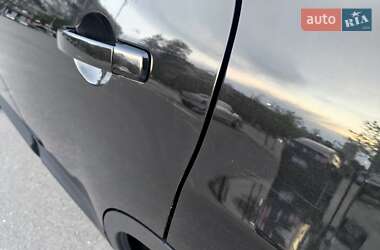 Внедорожник / Кроссовер Nissan Qashqai 2011 в 