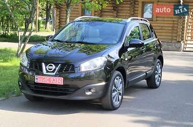 Позашляховик / Кросовер Nissan Qashqai 2012 в 