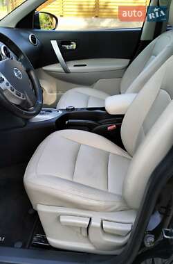 Позашляховик / Кросовер Nissan Qashqai 2012 в 
