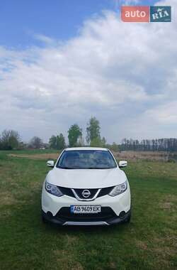 Позашляховик / Кросовер Nissan Qashqai 2017 в 