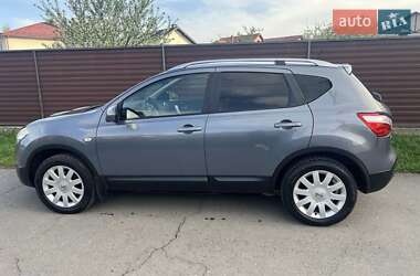Позашляховик / Кросовер Nissan Qashqai 2010 в 