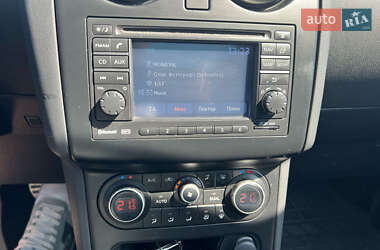 Внедорожник / Кроссовер Nissan Qashqai 2011 в 