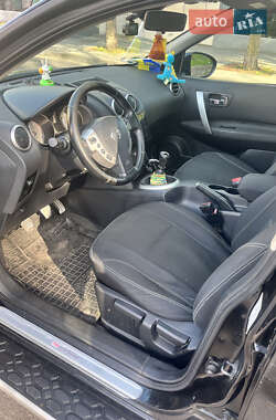 Позашляховик / Кросовер Nissan Qashqai 2009 в 