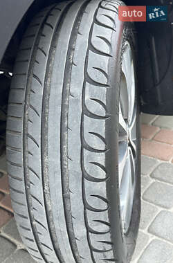 Внедорожник / Кроссовер Nissan Qashqai 2010 в 