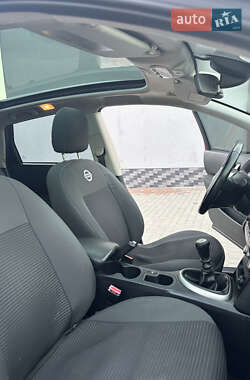 Внедорожник / Кроссовер Nissan Qashqai 2010 в 