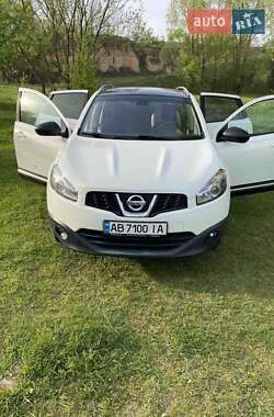 Позашляховик / Кросовер Nissan Qashqai 2010 в 