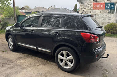Позашляховик / Кросовер Nissan Qashqai 2009 в 
