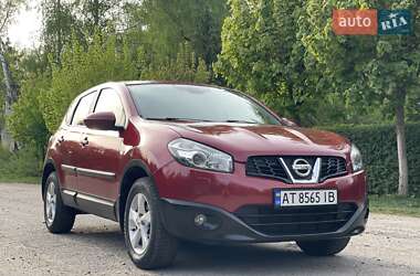 Позашляховик / Кросовер Nissan Qashqai 2013 в Києві
