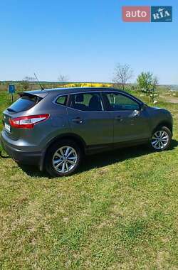 Позашляховик / Кросовер Nissan Qashqai 2016 в Южноукраїнську