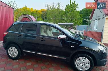 Позашляховик / Кросовер Nissan Qashqai 2011 в 