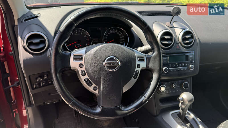 Позашляховик / Кросовер Nissan Qashqai 2013 в Києві
