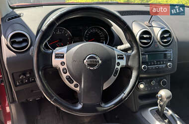 Внедорожник / Кроссовер Nissan Qashqai 2013 в 