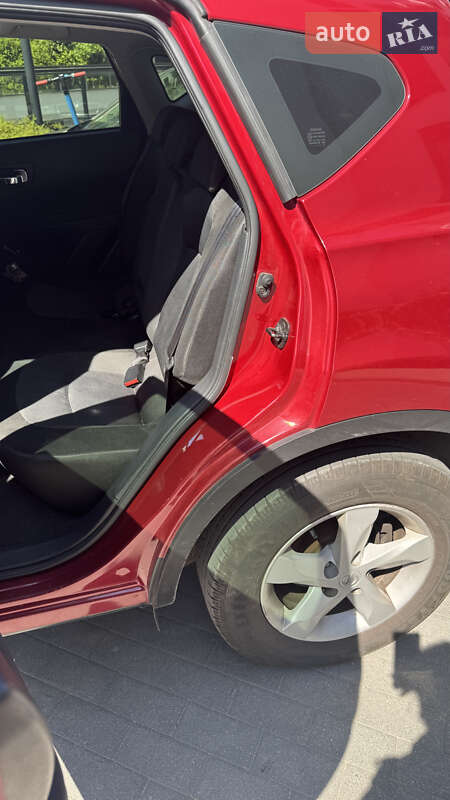 Позашляховик / Кросовер Nissan Qashqai 2013 в Києві