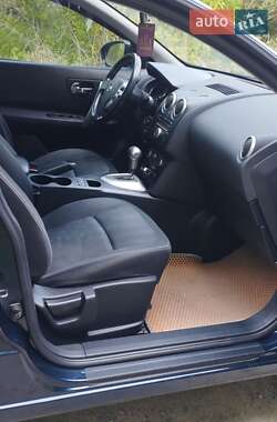 Внедорожник / Кроссовер Nissan Qashqai 2010 в 