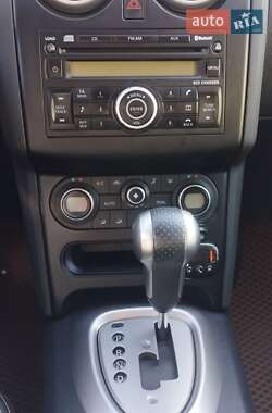 Внедорожник / Кроссовер Nissan Qashqai 2010 в 