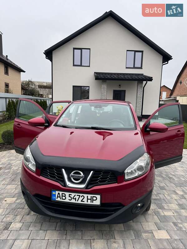 Внедорожник / Кроссовер Nissan Qashqai 2010 в 
