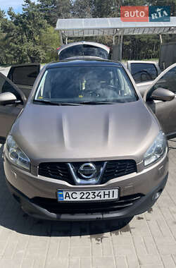 Позашляховик / Кросовер Nissan Qashqai 2014 в Дніпрі