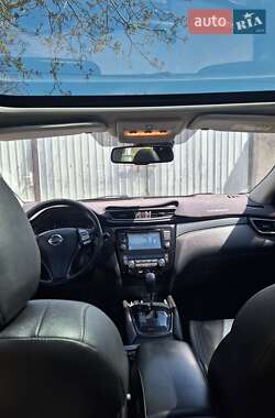 Внедорожник / Кроссовер Nissan Qashqai 2014 в 