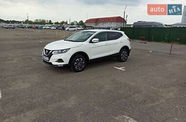 Внедорожник / Кроссовер Nissan Qashqai 2018 в 
