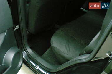 Внедорожник / Кроссовер Nissan Qashqai 2012 в 