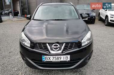 Позашляховик / Кросовер Nissan Qashqai 2012 в 
