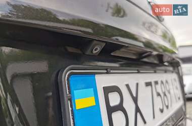 Позашляховик / Кросовер Nissan Qashqai 2012 в 
