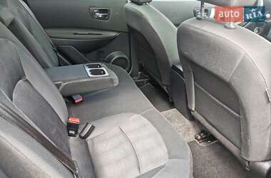 Позашляховик / Кросовер Nissan Qashqai 2012 в 
