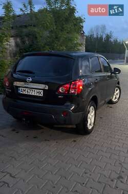 Внедорожник / Кроссовер Nissan Qashqai 2008 в 