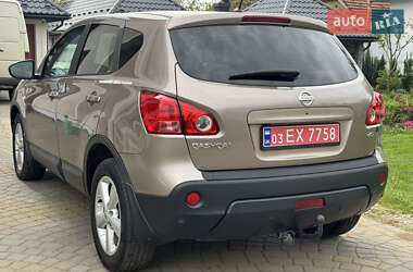 Позашляховик / Кросовер Nissan Qashqai 2010 в 