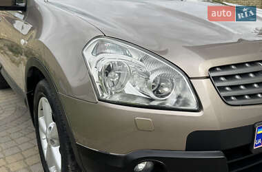 Позашляховик / Кросовер Nissan Qashqai 2010 в 