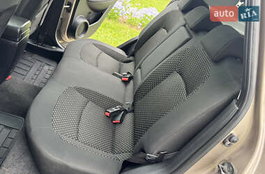 Позашляховик / Кросовер Nissan Qashqai 2010 в 