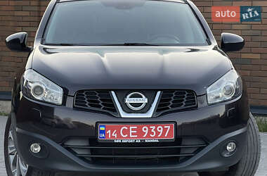 Позашляховик / Кросовер Nissan Qashqai 2010 в 