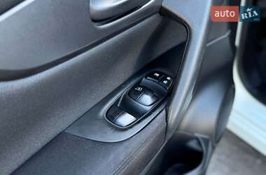 Внедорожник / Кроссовер Nissan Qashqai 2017 в 