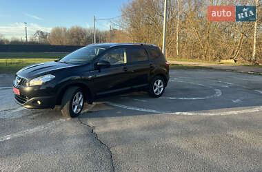 Внедорожник / Кроссовер Nissan Qashqai 2010 в 