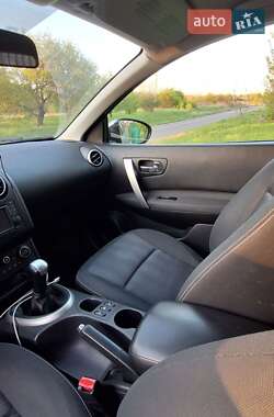 Позашляховик / Кросовер Nissan Qashqai 2011 в 