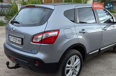 Внедорожник / Кроссовер Nissan Qashqai 2010 в 