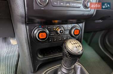 Внедорожник / Кроссовер Nissan Qashqai 2010 в 