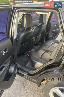 Позашляховик / Кросовер Nissan Qashqai 2008 в 
