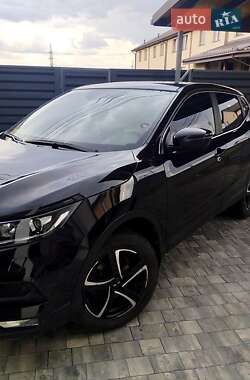 Позашляховик / Кросовер Nissan Qashqai 2020 в 