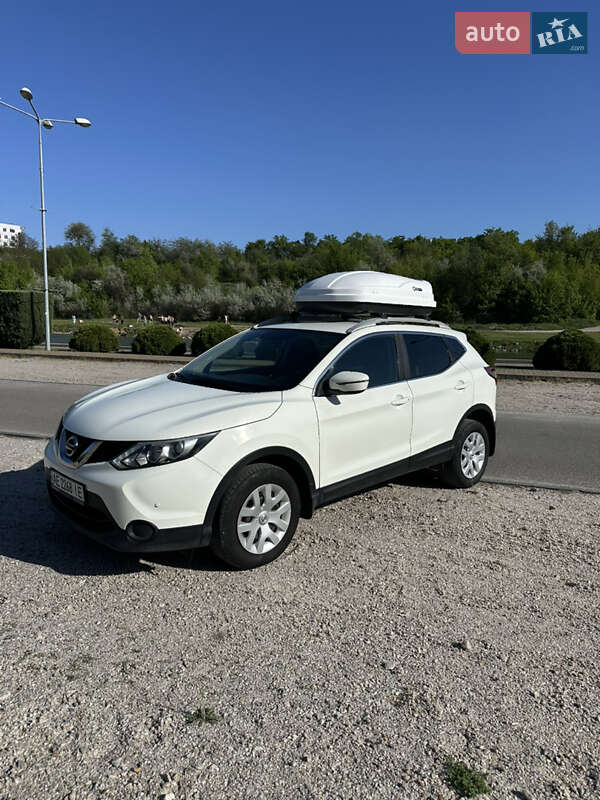 Внедорожник / Кроссовер Nissan Qashqai 2017 в Днепре