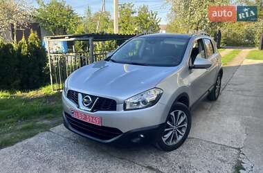 Позашляховик / Кросовер Nissan Qashqai 2010 в 