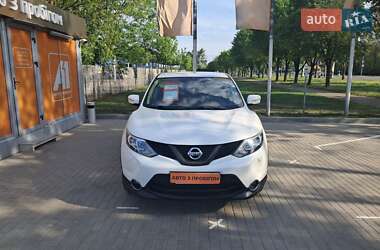 Позашляховик / Кросовер Nissan Qashqai 2014 в Дніпрі