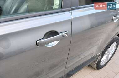 Позашляховик / Кросовер Nissan Qashqai 2011 в 