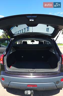 Внедорожник / Кроссовер Nissan Qashqai 2009 в 