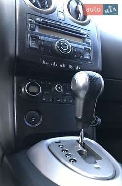 Внедорожник / Кроссовер Nissan Qashqai 2008 в 