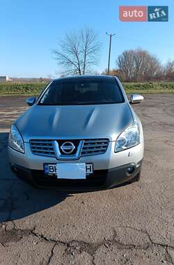 Внедорожник / Кроссовер Nissan Qashqai 2009 в 
