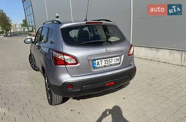 Внедорожник / Кроссовер Nissan Qashqai 2013 в 