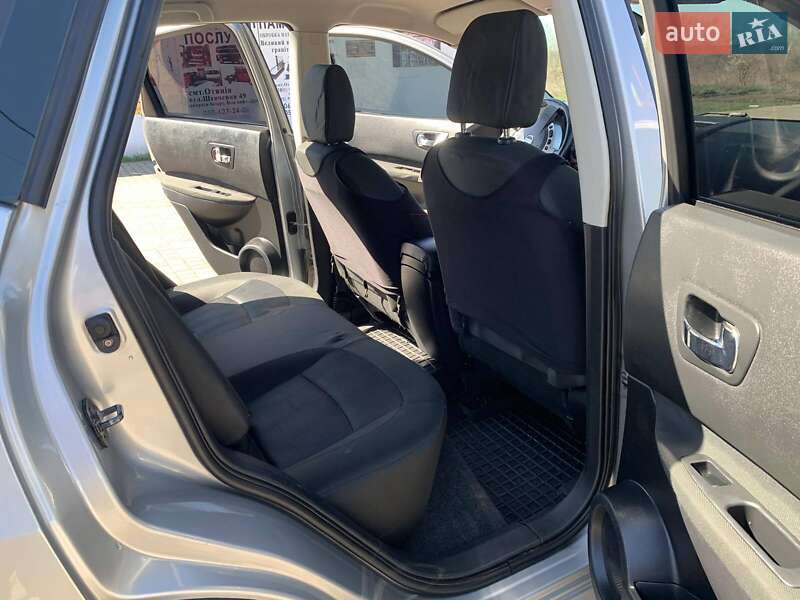 Внедорожник / Кроссовер Nissan Qashqai 2011 в Ивано-Франковске