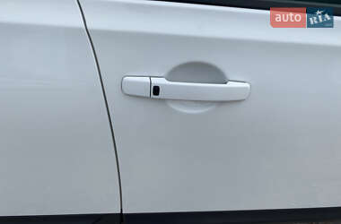 Позашляховик / Кросовер Nissan Qashqai 2010 в 